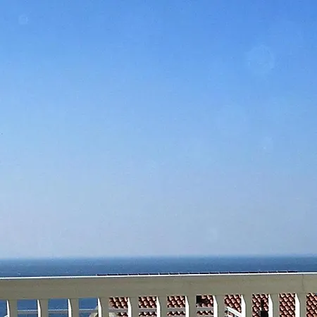 Apartment Mit Blick Auf Wasser *