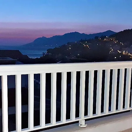 Mit Blick Auf Wasser Baska Voda