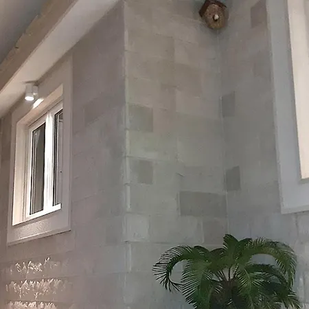 Appartamento Mit Blick Auf Wasser Baška Voda