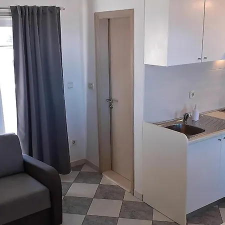 Apartment Mit Blick Auf Wasser *