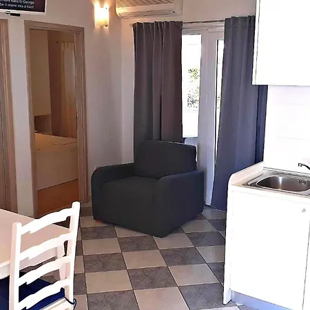 Apartment Mit Blick Auf Wasser