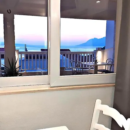 Mit Blick Auf Wasser Apartment Baska Voda